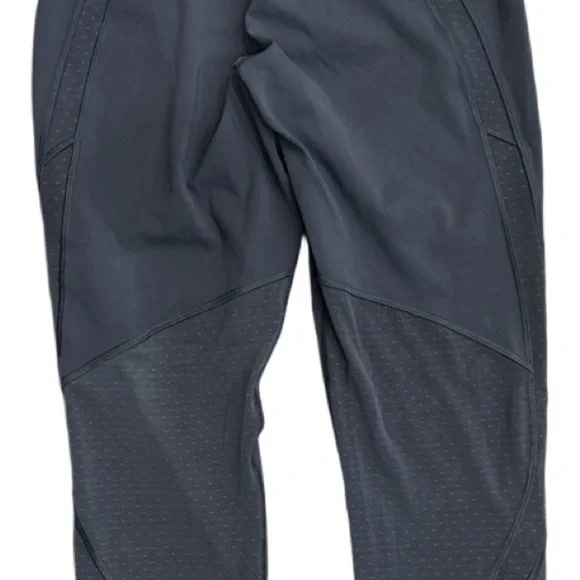 Lululemon Gray with mesh detail High-Waisted Leggings medium Size 8 - Picture 3 of 4
